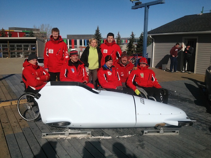 Arturs Klots, Alvils Brants, Juris Kalniņš, Dave Nichols (ASV), Lauris Zutis, otrajā rindā: Filips Bernadskis, Vita Kotāne, Kristaps Kotāns