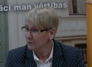 Viedoklis par invalīdu assistentu pakalpojumu