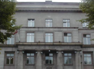 Apstiprina izmaiņas veselības aprūpes organizēšanas un finansēšanas noteikumos