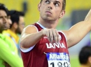 Šķēpmetējs Dmitrijs Silovs ar jaunu rekordu triumfē Eiropas čempionātā