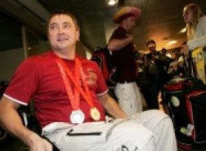 Divkārtējais Paralimpiskais čempions Aigars Apinis kļūst par divkārtēju pasaules čempionu