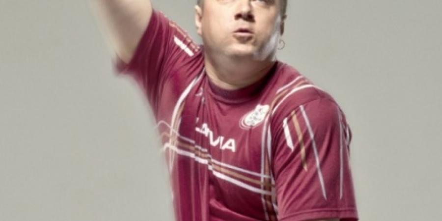 Aigars Apinis ar jaunu rekordu pārliecinoši triumfē pasaules čempionātā