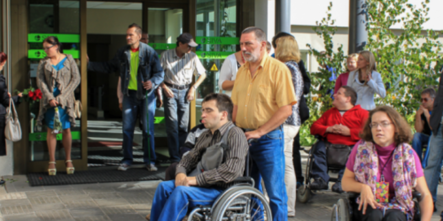 Profesionālā rehabilitācija - iespēja cilvēkiem ar invaliditāti veiksmīgi iekļauties darba tirgū
