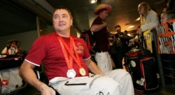 Divkārtējais Paralimpiskais čempions Aigars Apinis kļūst par divkārtēju pasaules čempionu